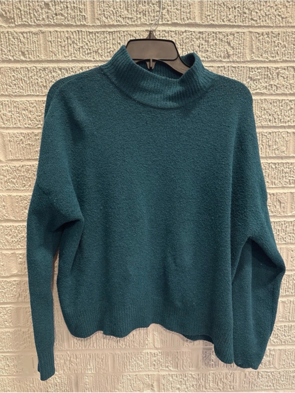Jessica Simpson Sweater